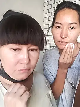 Snapshot of Luu-Lii777 chatting on 10/09/25, 03:29 Luu-Lii777 online show from 10/09/25, 03:29