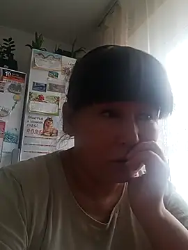 Snapshot of Luu-Lii777 chatting on 10/07/25, 04:13 Luu-Lii777 online show from 10/07/25, 04:13