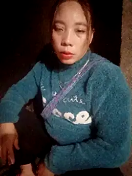 Phuong xxx online show from 02/17/26, 12:19