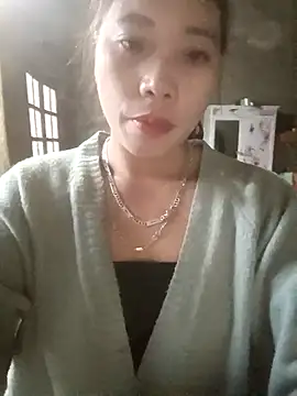 Phuong xxx online show from 01/13/26, 12:36