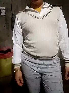 Phuong xxx online show from 02/17/26, 12:24