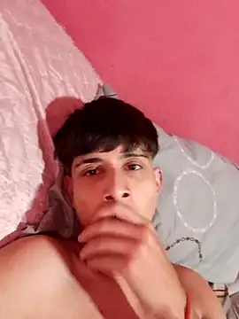 matiatr1112 online show from 11/29/25, 12:11