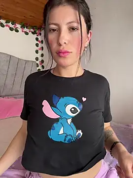 Mia salinass online show from 12/16/25, 06:56