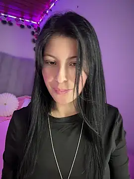 Mia salinass online show from 05/02/26, 03:56