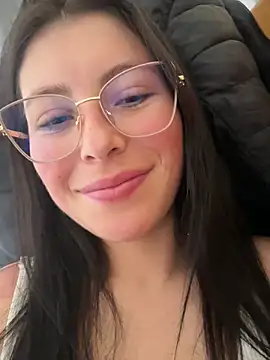 Mia salinass online show from 03/19/26, 07:47