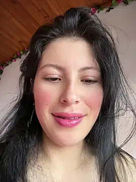 Mia salinass online show from 05/12/26, 07:09
