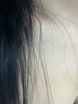 Mia salinass online show from 05/26/26, 07:01