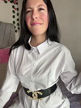 Snapshot of Mia_salinass chatting on 02/16/26, 04:49 Mia salinass online show from 02/16/26, 04:49