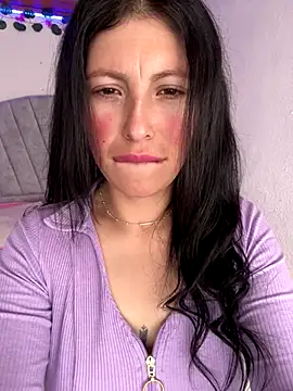 Mia salinass online show from 09/24/25, 05:30