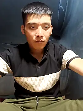 Snapshot of Chao_xxx chatting on 10/02/25, 12:41 Chao xxx online show from 10/02/25, 12:41