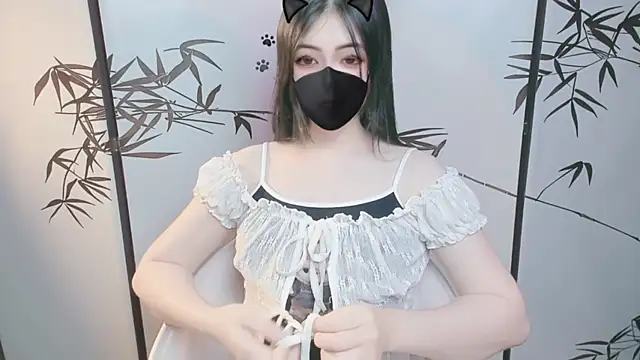 Sparkly Candy online show from 12/01/25, 09:32