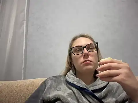 NikexPretty online show from 11/26/25, 03:34