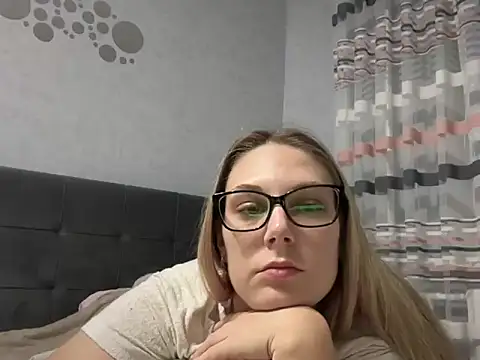 NikexPretty online show from 10/10/25, 08:42