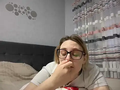 NikexPretty online show from 04/09/26, 04:13