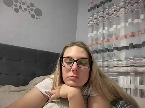 NikexPretty online show from 10/04/25, 06:09