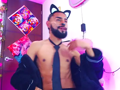 Snapshot of boybunnyerotic chatting on 10/23/25, 04:33 boybunnyerotic online show from 10/23/25, 04:33
