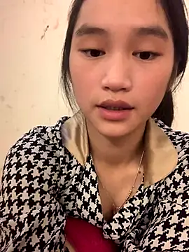 -Lie-06 online show from 10/01/25, 01:59