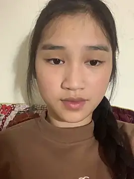 -Lie-06 online show from 11/20/25, 06:03