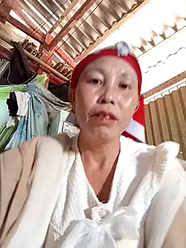 me-cute online show from 10/20/25, 01:18