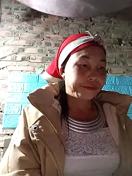 me-cute online show from 11/30/25, 01:34