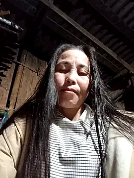 me-cute online show from 11/20/25, 01:01