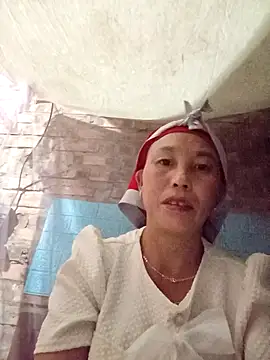 me-cute online show from 10/15/25, 09:01