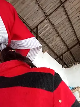 me-cute online show from 11/18/25, 06:39