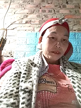 me-cute online show from 11/28/25, 01:11