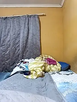 HappygalTheQueen online show from 12/20/25, 06:22