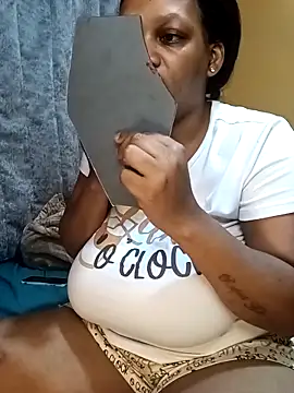 HappygalTheQueen online show from 11/22/25, 07:46