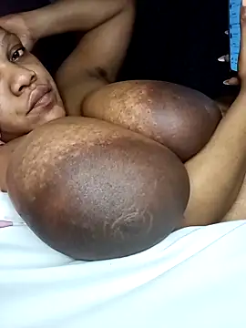 HappygalTheQueen online show from 03/12/26, 10:36