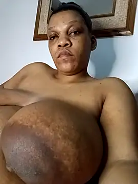 HappygalTheQueen online show from 03/29/26, 12:01