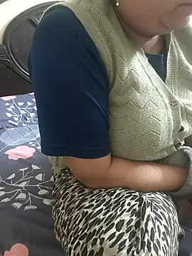 payal 261072  online show from 01/07/26, 03:00