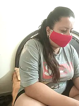 payal 261072  online show from 11/23/25, 04:11