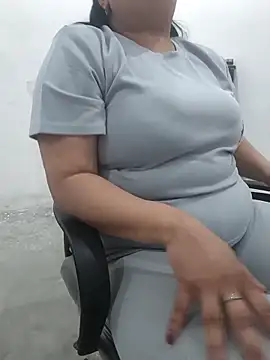 payal 261072  online show from 03/05/26, 04:20