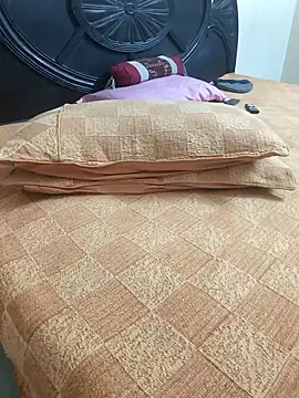 payal 261072  online show from 11/20/25, 02:12