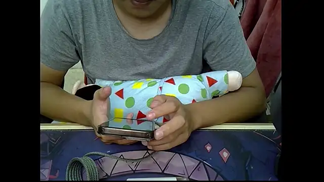 zhu000000 online show from 10/07/25, 09:10