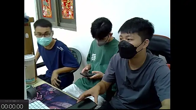 zhu000000 online show from 09/18/25, 04:26