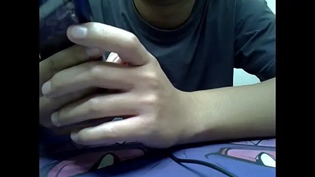 zhu000000 online show from 10/21/25, 08:14