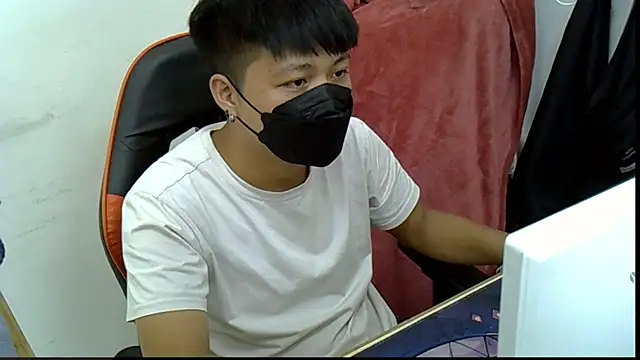 zhu000000 online show from 09/16/25, 02:56