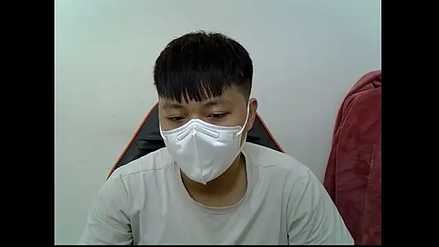 zhu000000 online show from 09/28/25, 08:54