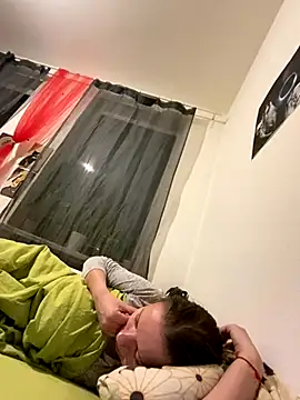 Bloom evl online show from 12/18/25, 10:57