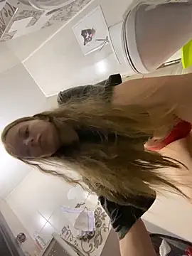 Bloom evl online show from 11/08/25, 06:33