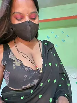 Shneeha le online show from 04/12/26, 07:44