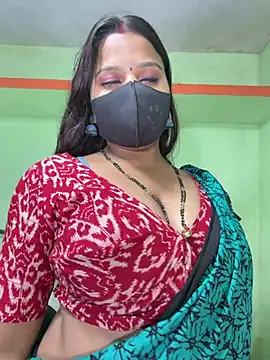 Shneeha le online show from 03/07/26, 04:56