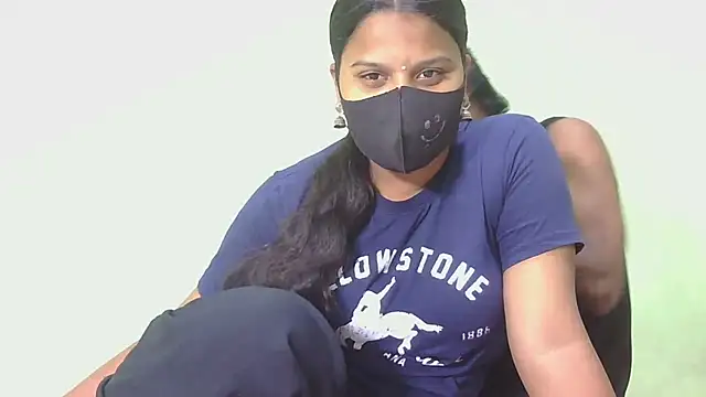 Shneeha le online show from 12/14/25, 08:09