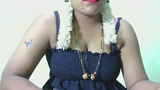 Shneeha le online show from 11/13/25, 10:08