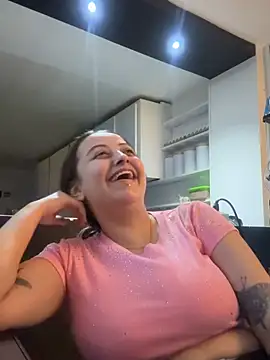 Snapshot of SarahCastro1_ chatting on 07/10/26, 03:50 SarahCastro1 online show from 07/10/26, 03:50