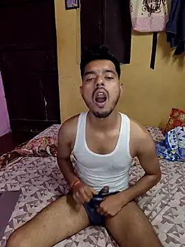 fcukboiiiii69 online show from 04/12/26, 11:57