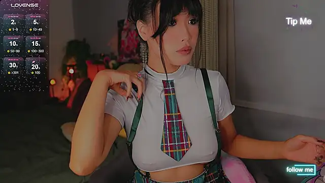 Kami Lee XO online show from 10/09/25, 06:08